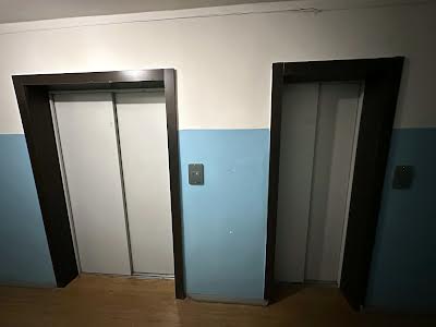 квартира за адресою Митрополита Андрея Шептицького вул. (Анатолія Луначарського), 7
