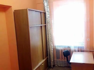 квартира за адресою Академіка Філарета Колесси вул. (), 15