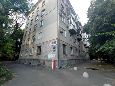 кімната за адресою Кловський узвіз, 3