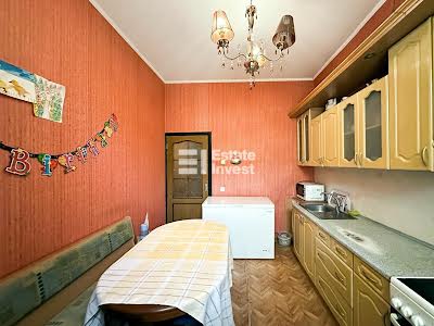 квартира за адресою Роганська вул., 89