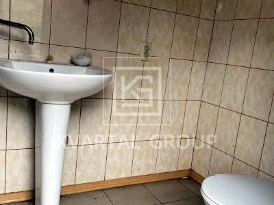 дом по адресу горіхова, 58