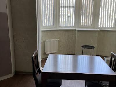 квартира по адресу Маршала Малиновского ул., 53/55