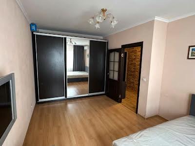 квартира по адресу Бориса Гмыри ул., 16