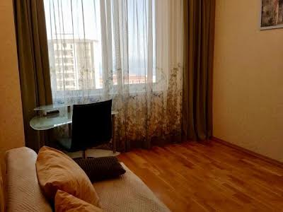 квартира за адресою Французький бульв., 60в