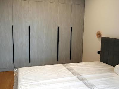 квартира за адресою Драгоманова вул., 31-А