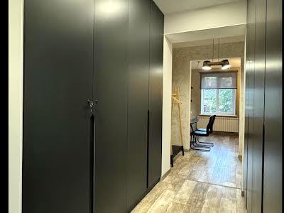 квартира за адресою Святослава Караванського вул. (Жуковського), 26