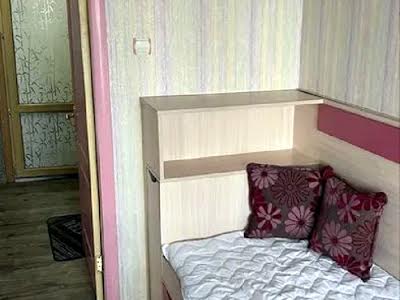 квартира за адресою Івана Величковського вул., 10