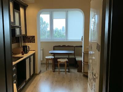 квартира по адресу Соломии Крушельницкой ул., 7