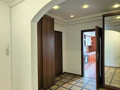 квартира по адресу Урловская ул., 19