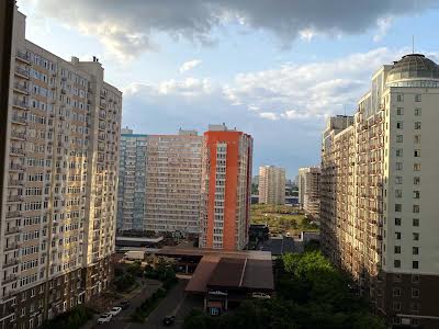 квартира за адресою Перлинна вул., 6