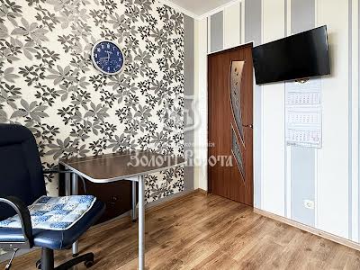 квартира за адресою Старокиївська вул. (Ватутіна), 99