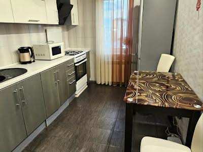 квартира за адресою Леоніда Бикова бульв., 5
