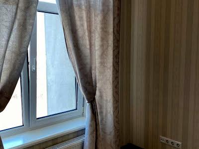 квартира за адресою Степана Рудницького вул. (Академіка Вільямса), 3/7