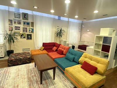 квартира за адресою Богдана Хмельницького вул., 35