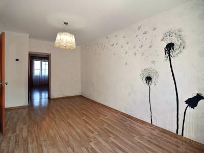 квартира за адресою заводська, 9