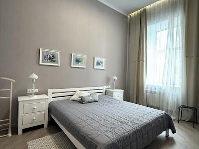 квартира за адресою Стрілецька вул., 28