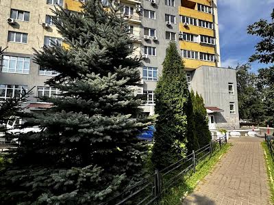 квартира за адресою Воскресенський бульв. (Перова), 10а