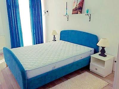 квартира за адресою Регенераторна вул., 4