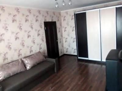 квартира за адресою Вишняківська вул., 13