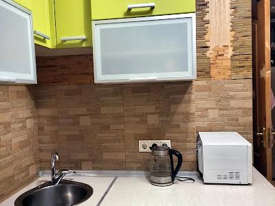 квартира за адресою Європейського Союзу просп. (Правди), 64