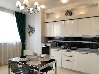 квартира за адресою Незалежності вул., 8в