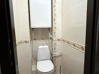 квартира за адресою Ревуцького вул., 11