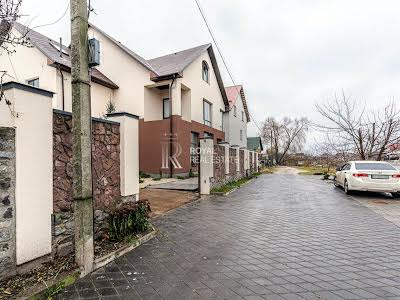 будинок за адресою вул. Орхідейна