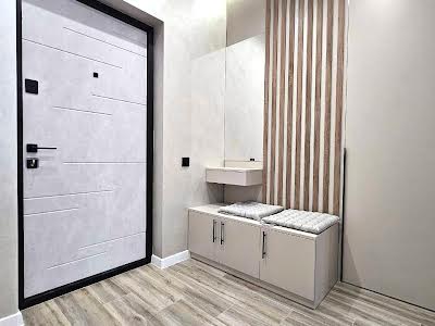 квартира за адресою Сімейна вул., 6