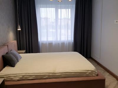 квартира за адресою Леся Курбаса вул., 10