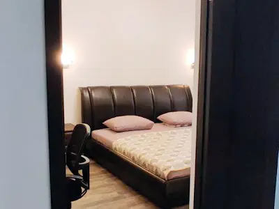 квартира за адресою Сім'ї Кульженків вул. (Петра Дегтяренка), 35