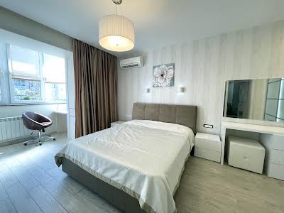 квартира за адресою Предславинська вул., 38