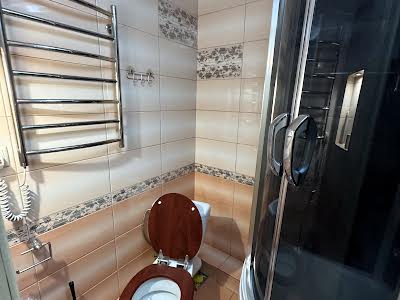 будинок за адресою Карпатської Січі вул. (Гвардійська), 36