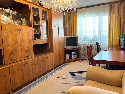 квартира за адресою Академіка Заболотного вул., 108
