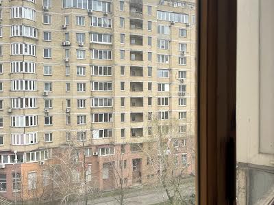 квартира за адресою Микільсько-Слобідська вул., 4