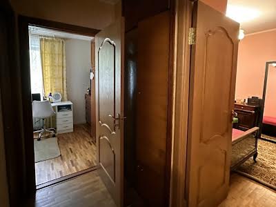 квартира по адресу Соняшникова ул., 5