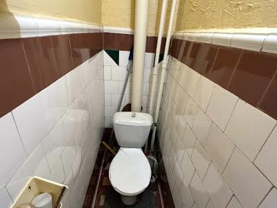 квартира за адресою Євгена Танцюри вул., 64