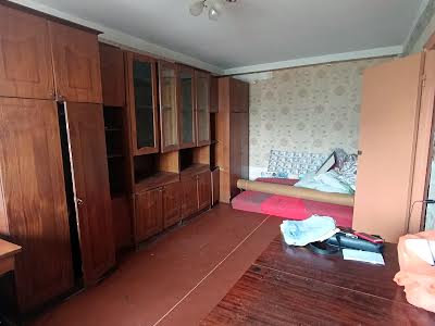 квартира за адресою Романа Шухевича просп. (Генерала Ватутіна), 22-А