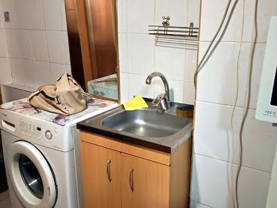 квартира за адресою Лазарева, 35