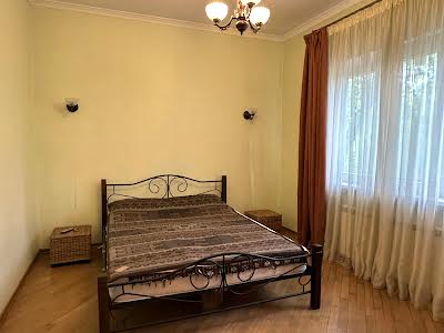 будинок за адресою с. Мархалівка, Зарічна, 2А