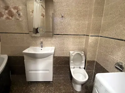 квартира за адресою Авраама Лінкольна вул. (), 6а