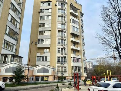 квартира за адресою Плугова вул., 2а