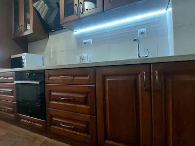 квартира за адресою Лазурна вул., 5/10