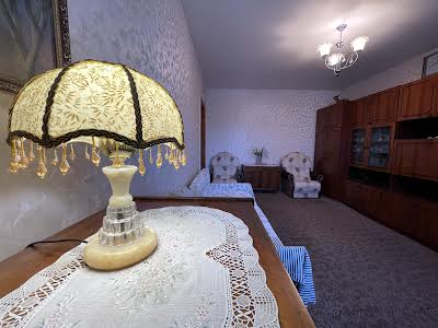 квартира за адресою Тростянецька вул., 8