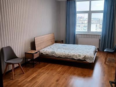 квартира за адресою Драгоманова вул., 40ж