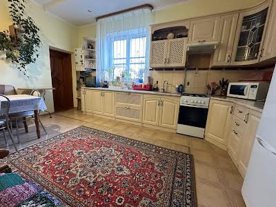 будинок за адресою Вільна