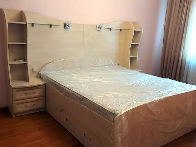 квартира за адресою Урлівська вул., 5А