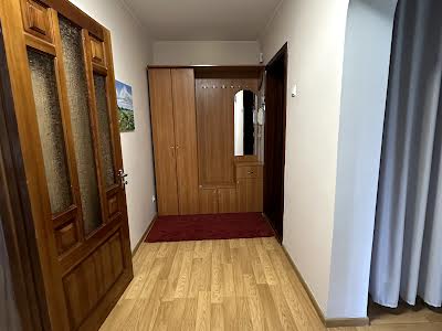 квартира по адресу Драгоманова ул., 5