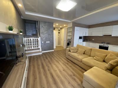 квартира по адресу Жулянська ул., 1г