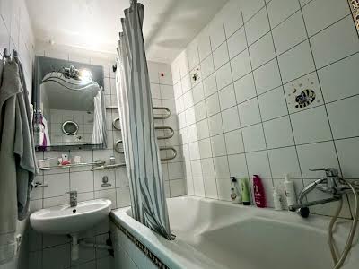 квартира за адресою Пасічна вул., 77