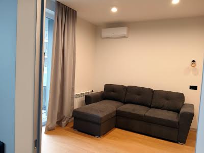 квартира за адресою Драгоманова вул., 31-А